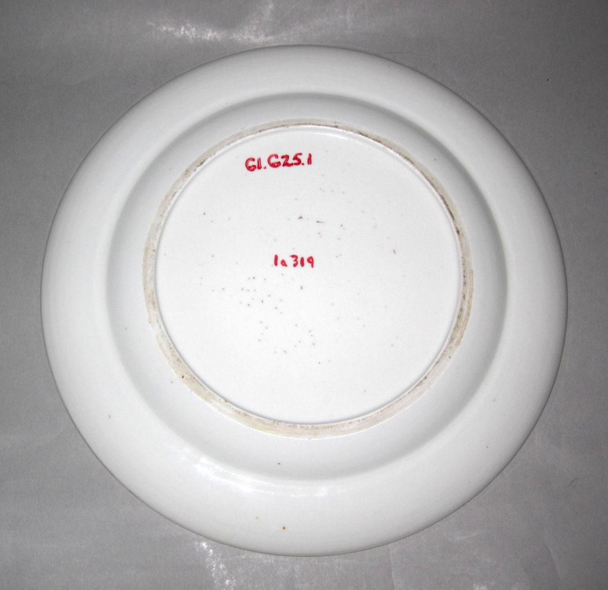 1961.0625.001 Porcelain plate underside