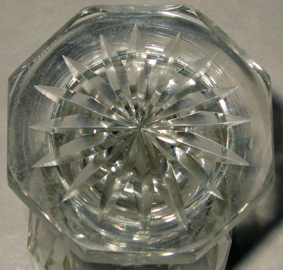 1961.0630.013 Glass ale glass (underside)