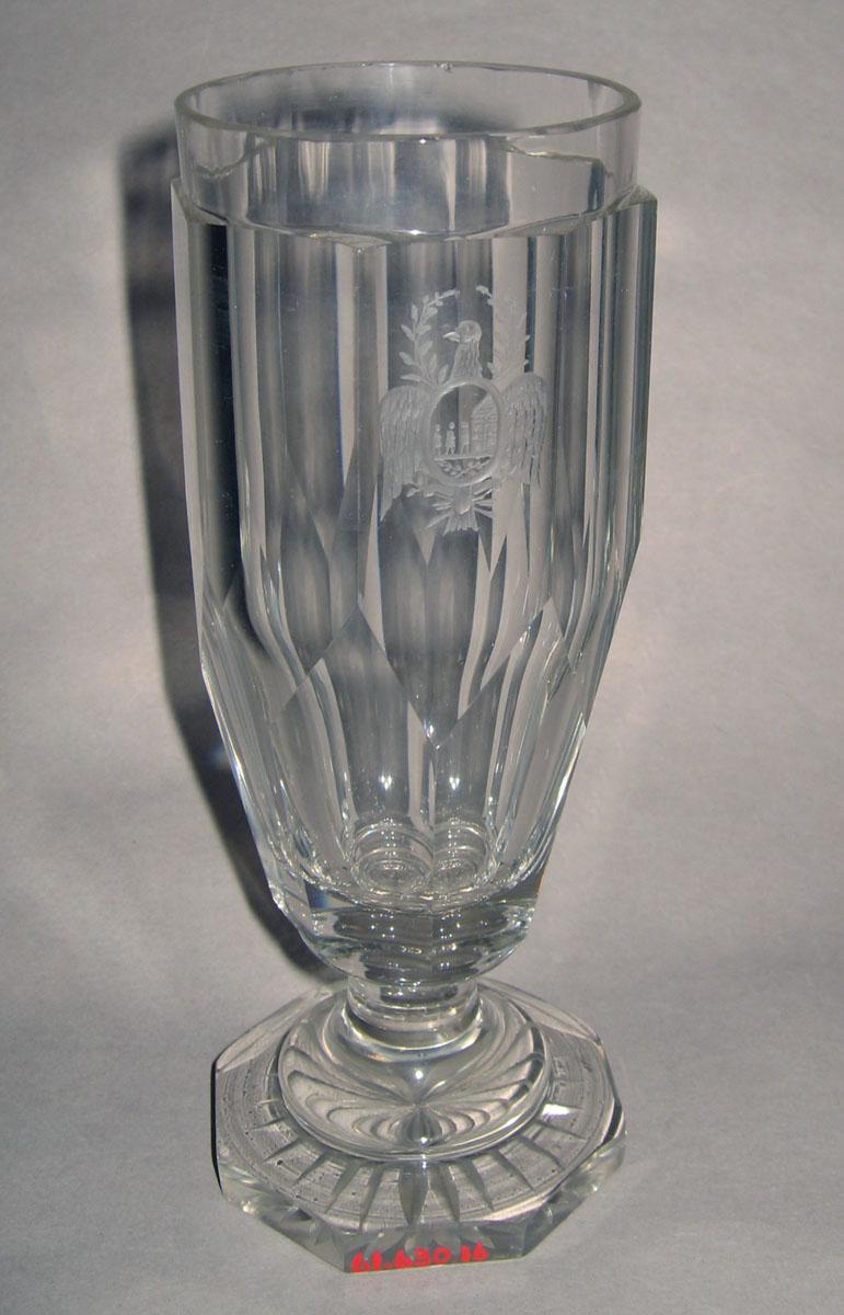 1961.0630.016 Colorless glass wineglass