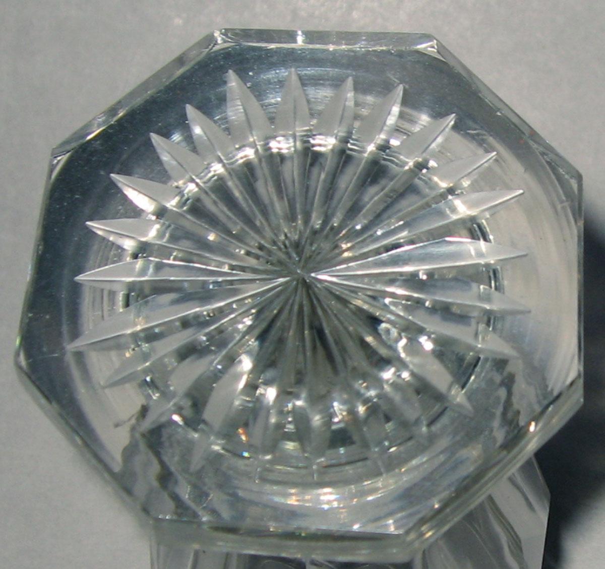 1961.0630.018 Colorless glass wineglass (underside)
