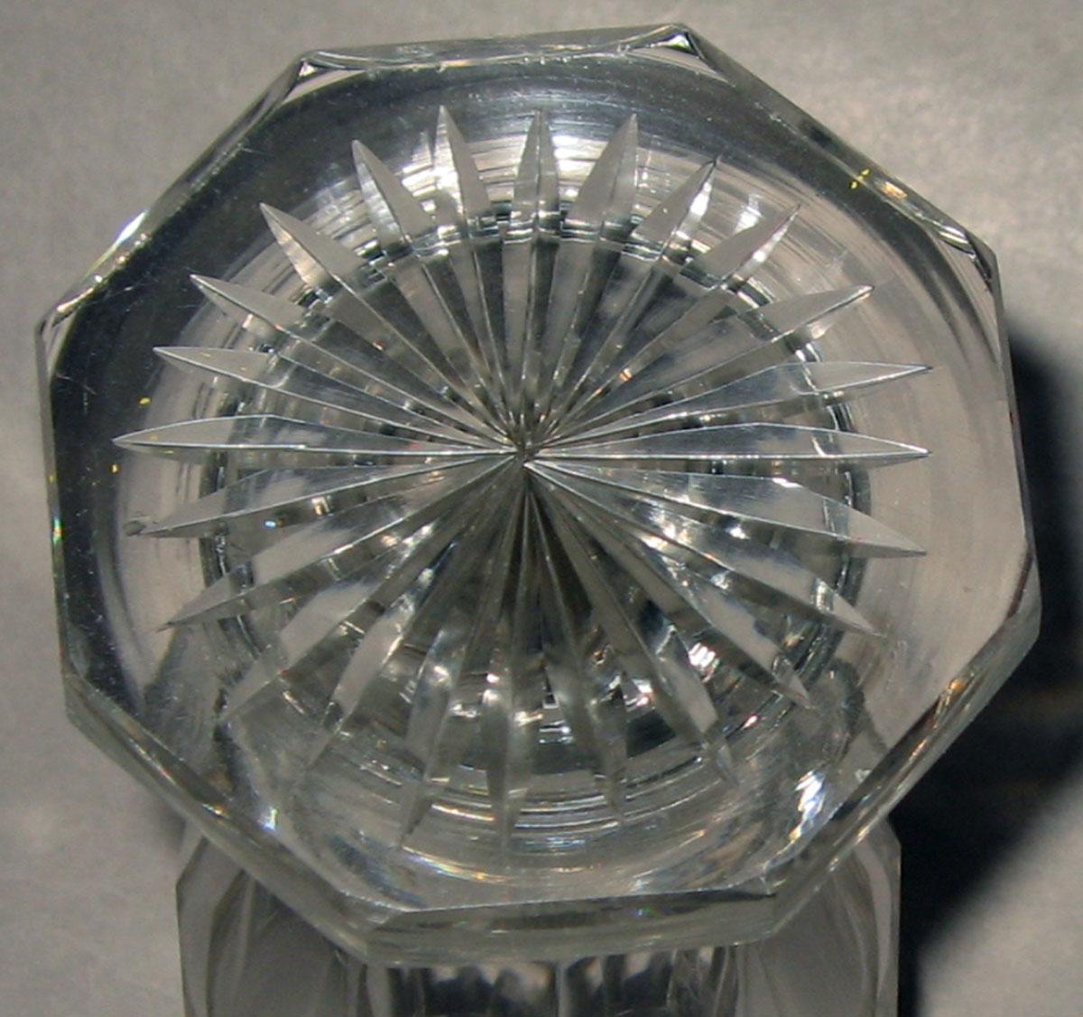 1961.0630.021 Glass wineglass (underside)