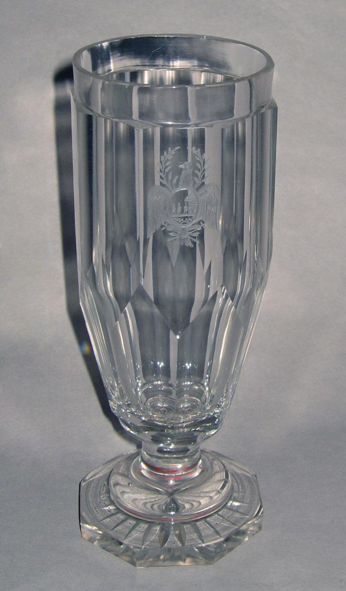 1961.0630.022 Colorless glass wineglass