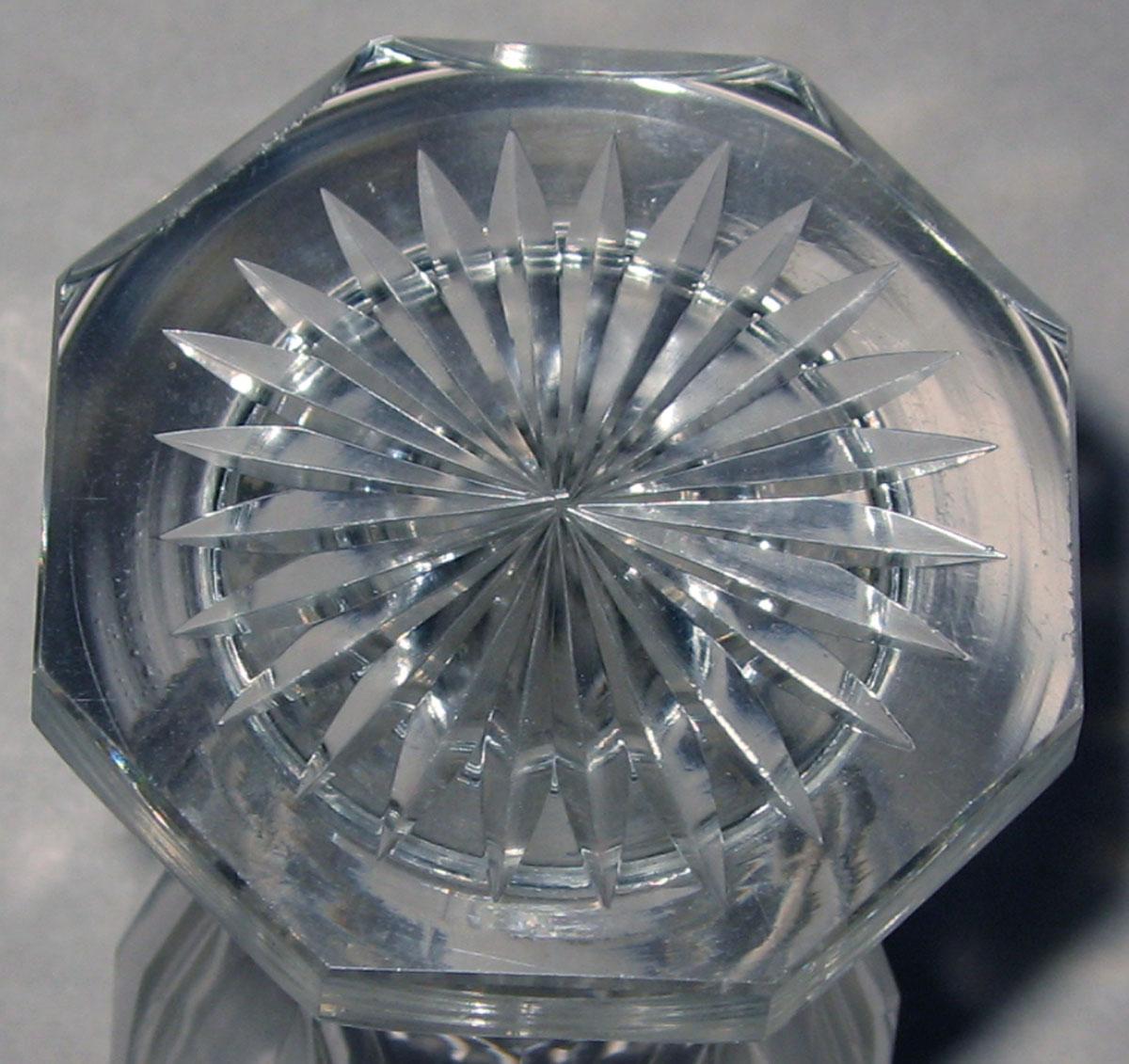 1961.0630.022 Colorless glass wineglass (underside)