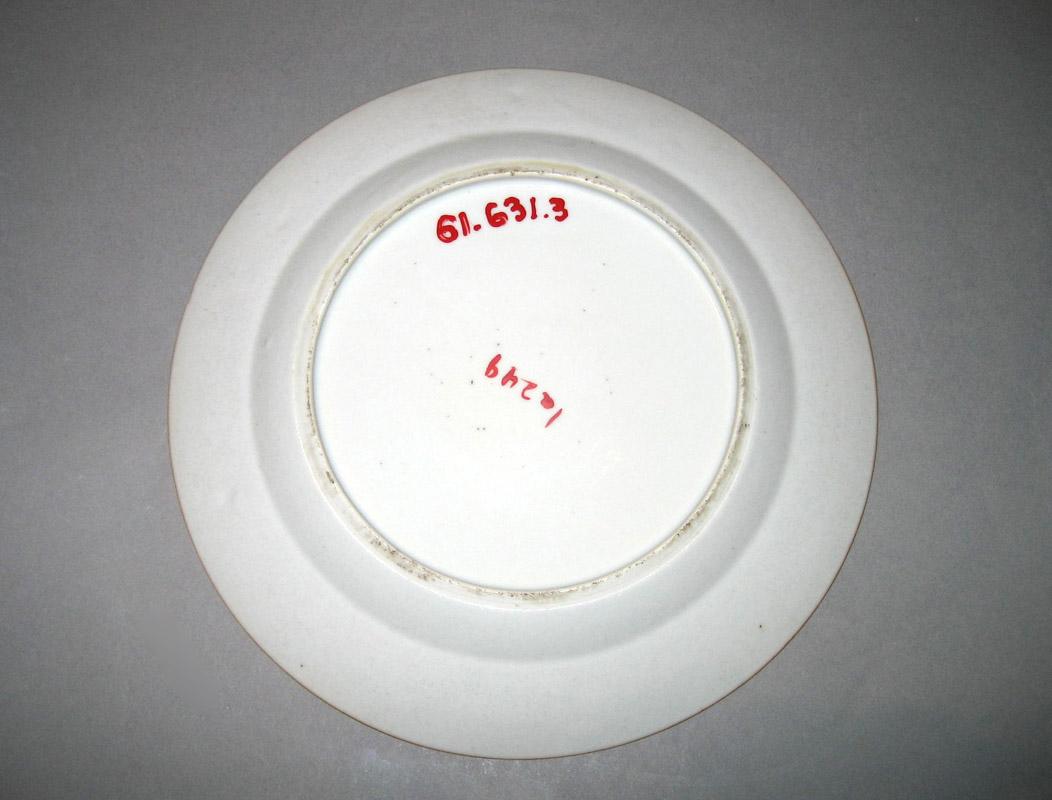 1961.0631.003 Plate underside