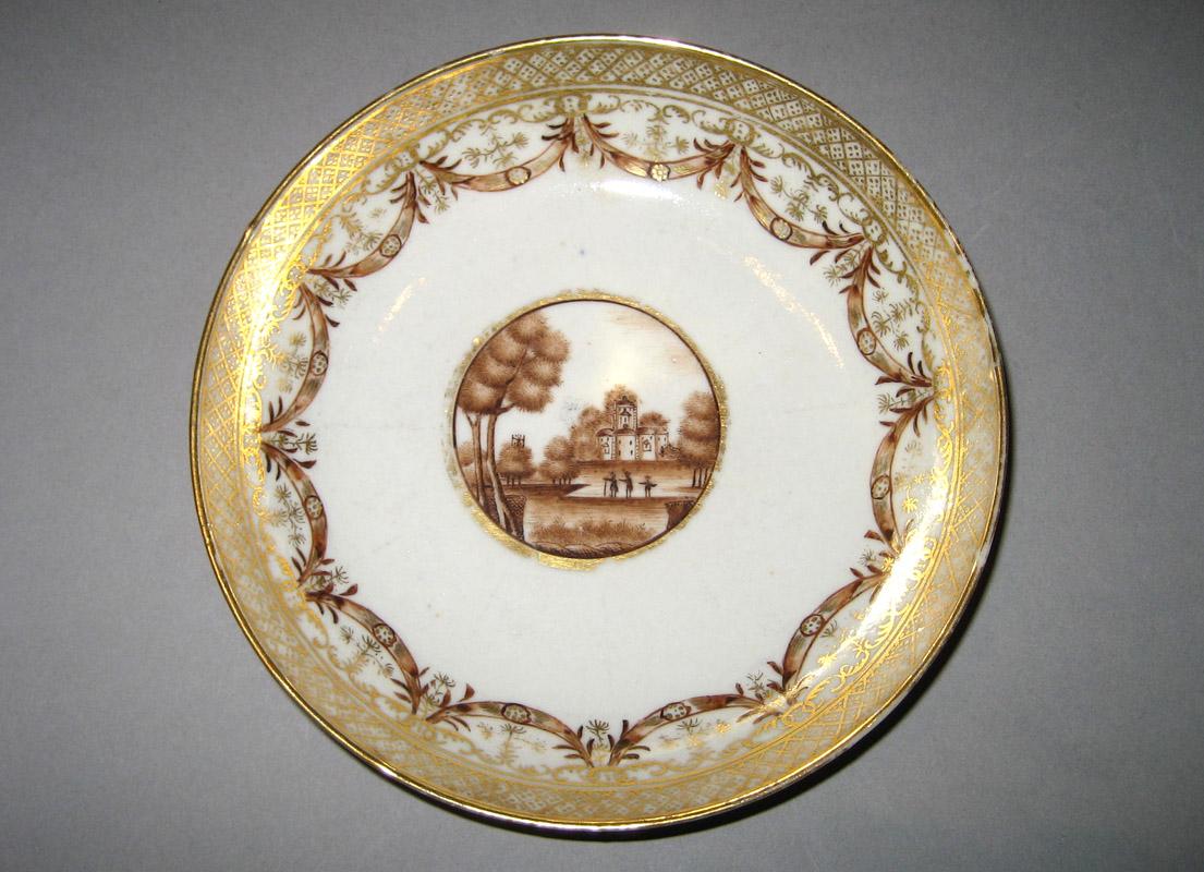 1961.0631.015 Saucer