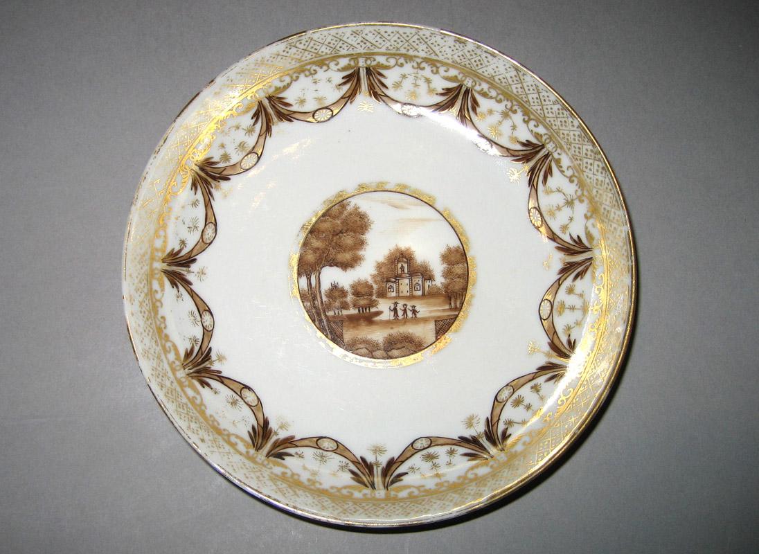 1961.0631.018 Saucer
