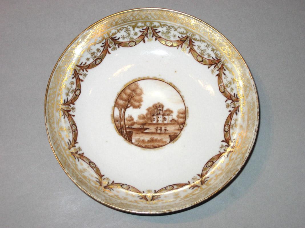1961.0631.019 Saucer