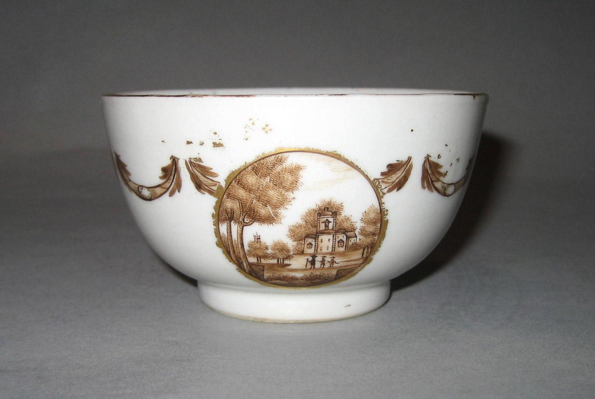 1961.0631.023 Teacup front