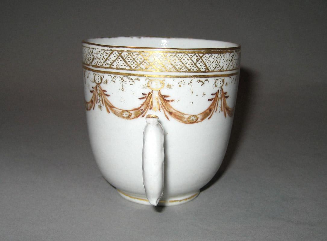 1961.0631.037 Coffee cup handle