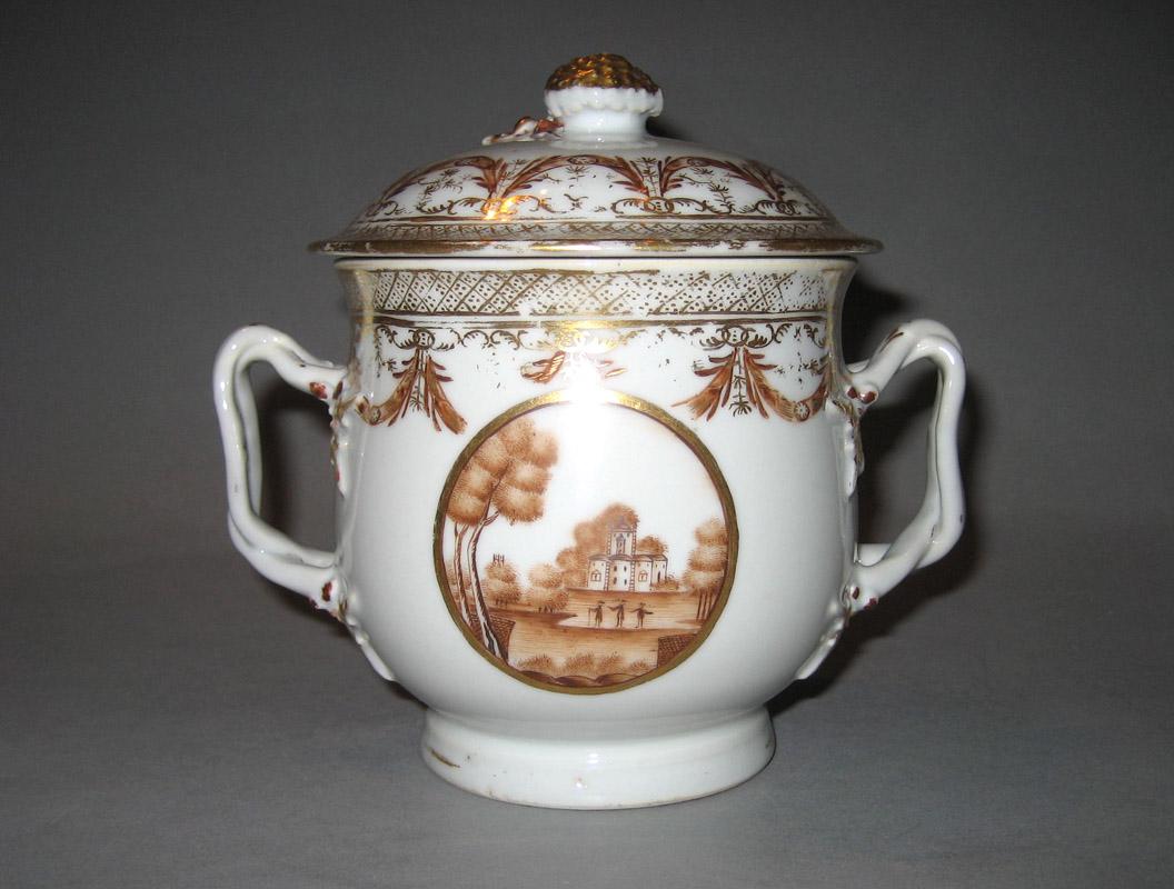 1961.0631.039 Sugar bowl