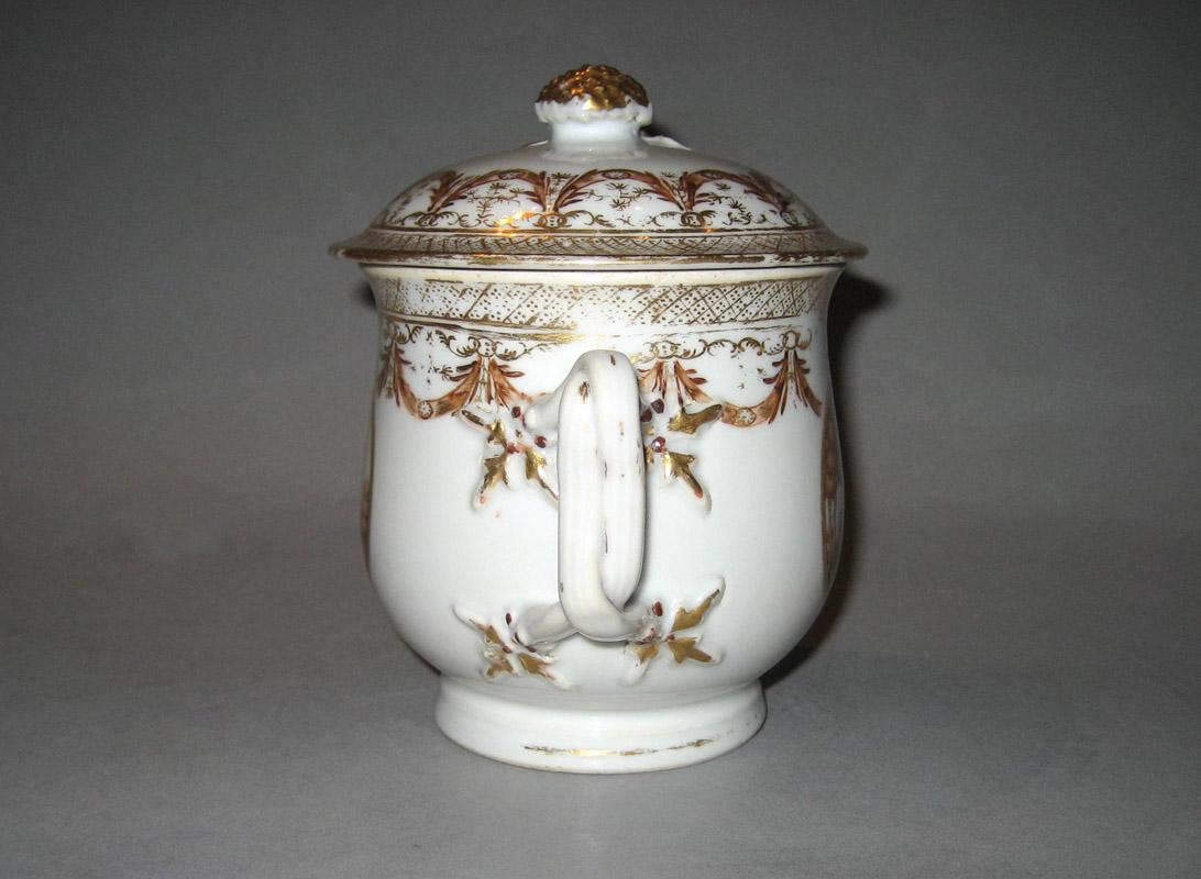 1961.0631.039 Sugar bowl handle