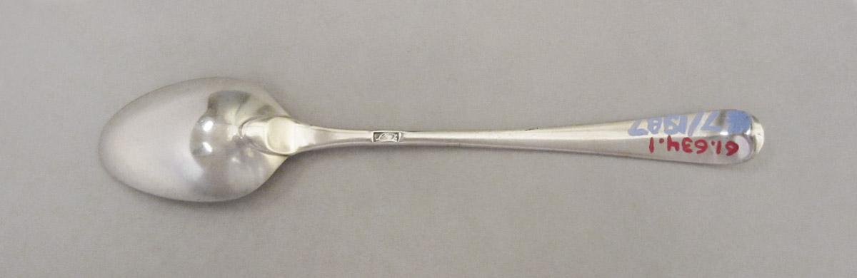 1961.0634.001 Spoon, underside