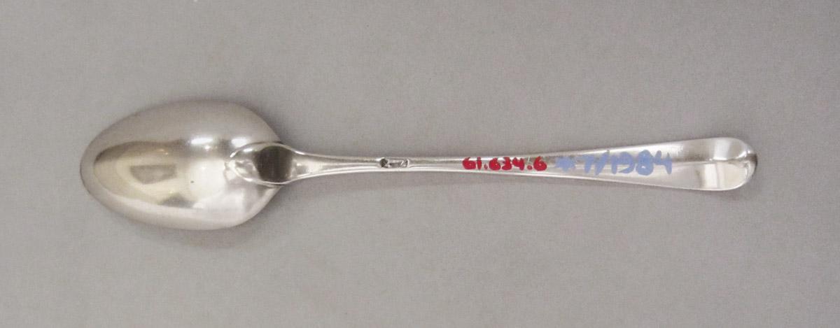 1961.0634.006 Spoon, underside