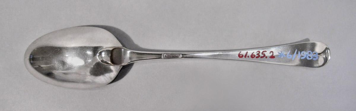 1961.0635.002 Spoon, underside