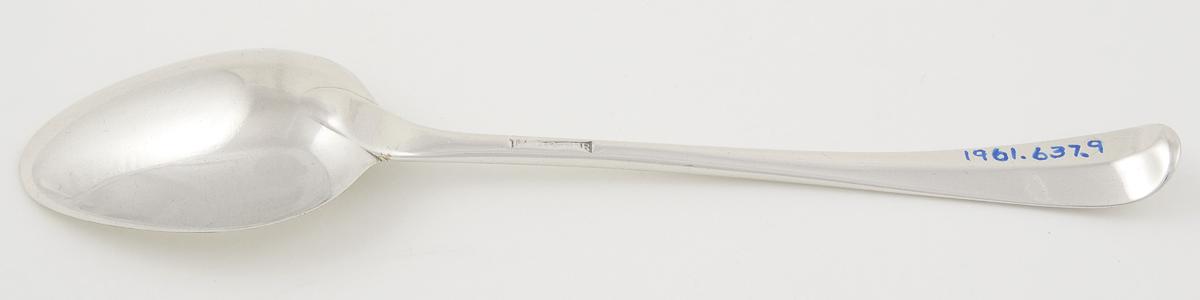 1961.0637.009 Spoon, underside