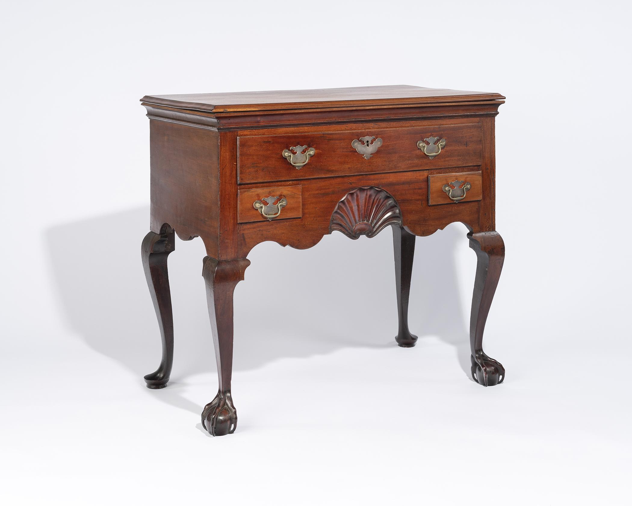 1955.0036 Table, Dressing table, view 1