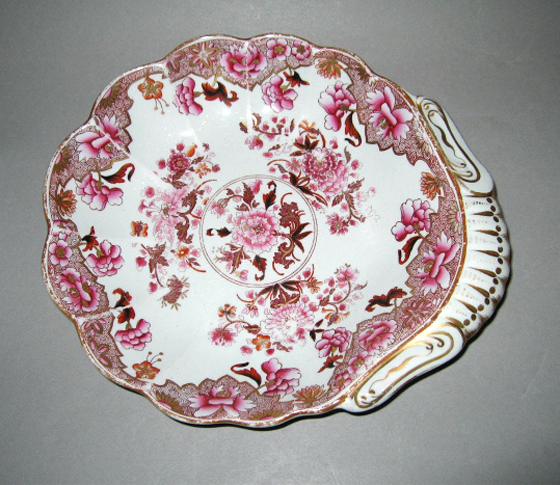 1961.0639.015 Spode ironstone dish