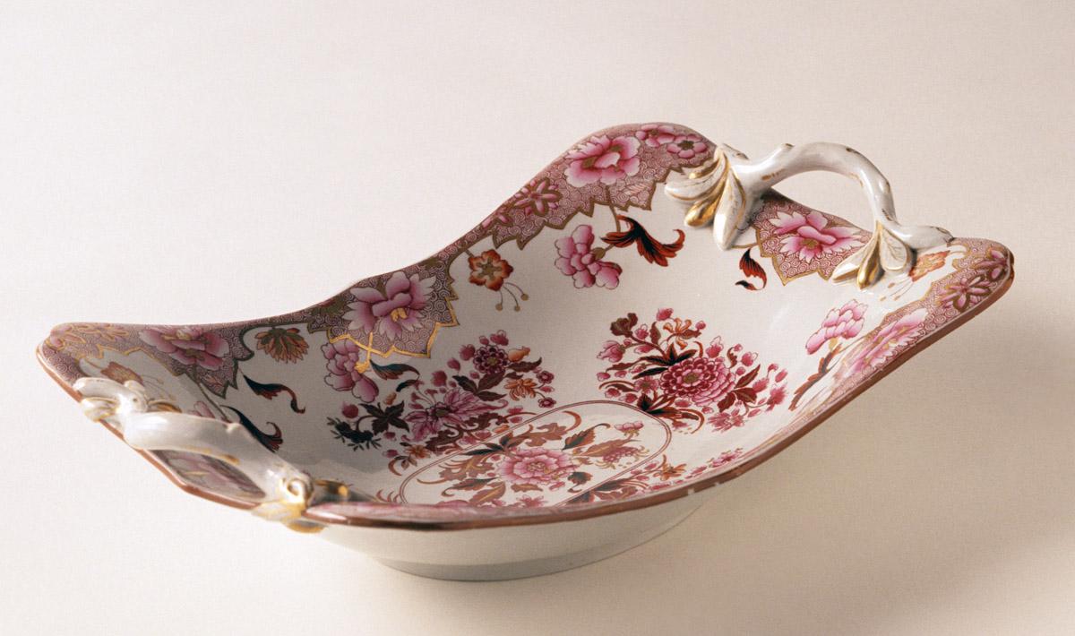 1961.0639.017 Dish