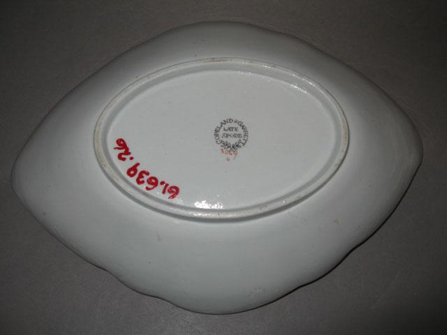 1961.0639.026 Spode ironstone dish (underside)