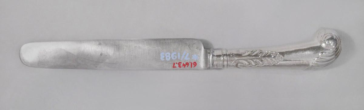 1961.0643.007 Knife, underside