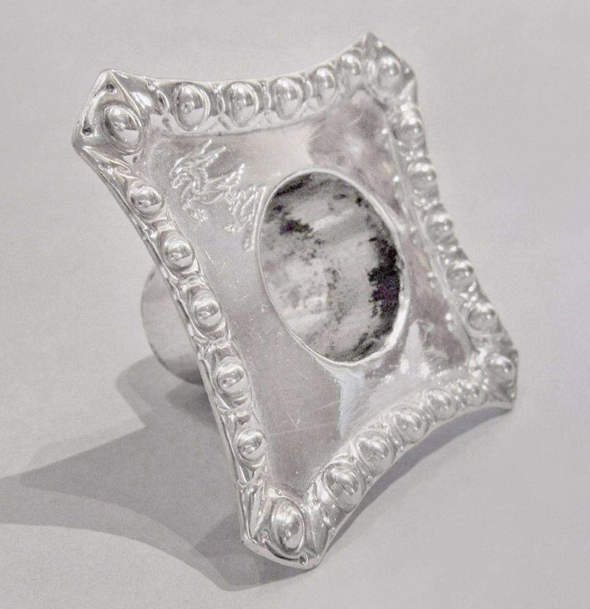 1961.0645.001 B Candlestick, bobeche
