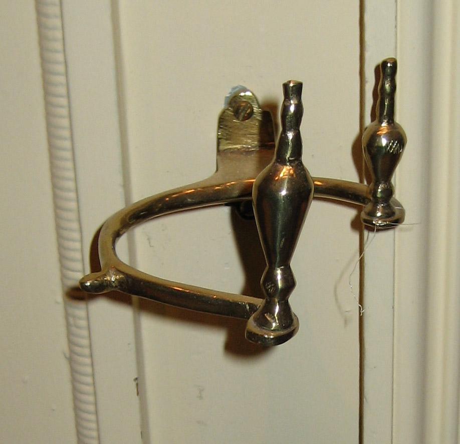 1961.0646.001 Jamb Hook