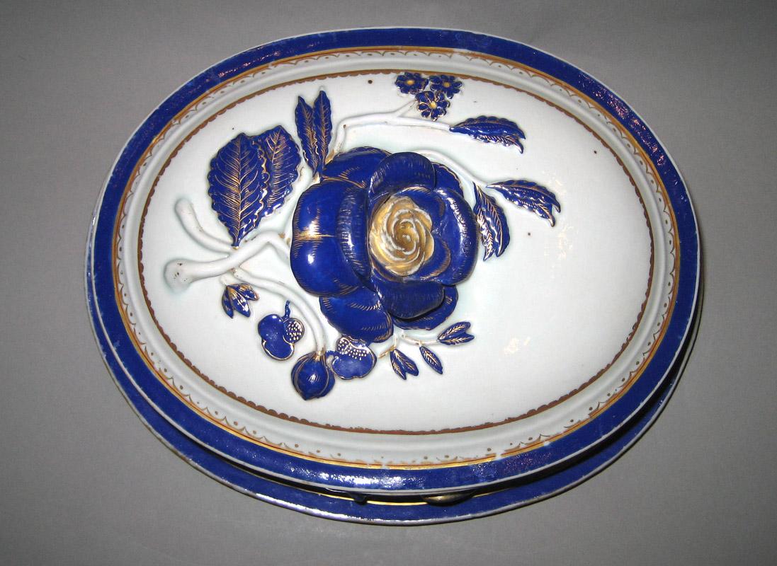 1961.0647.002 Tureen upper