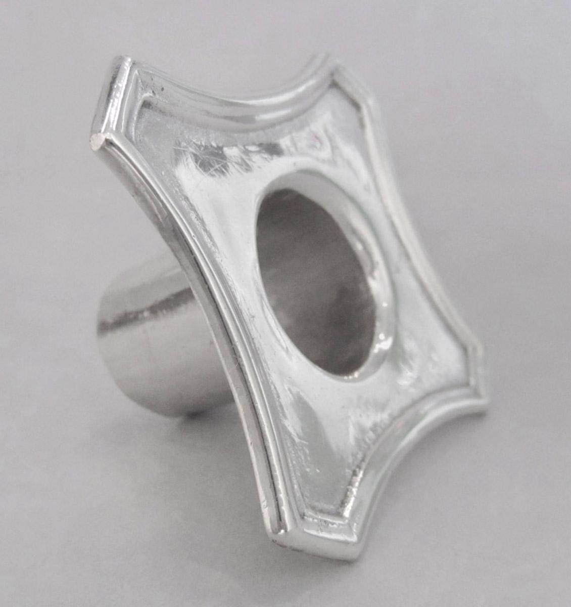 1961.0649.002 B Candlestick, bobeche
