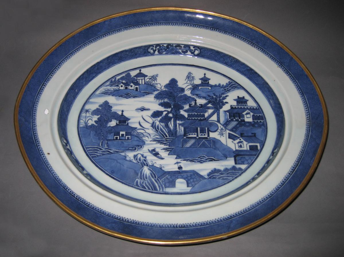 1961.0653.097 A platter