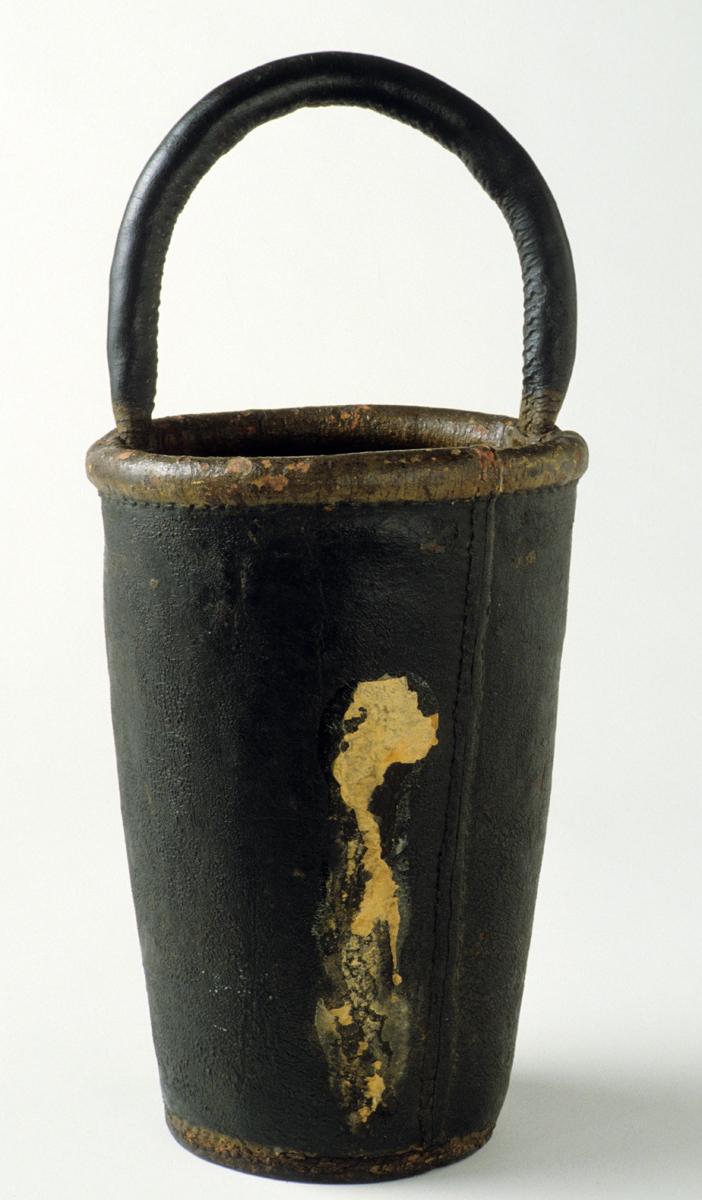 1955.0042 Firebucket, View 2
