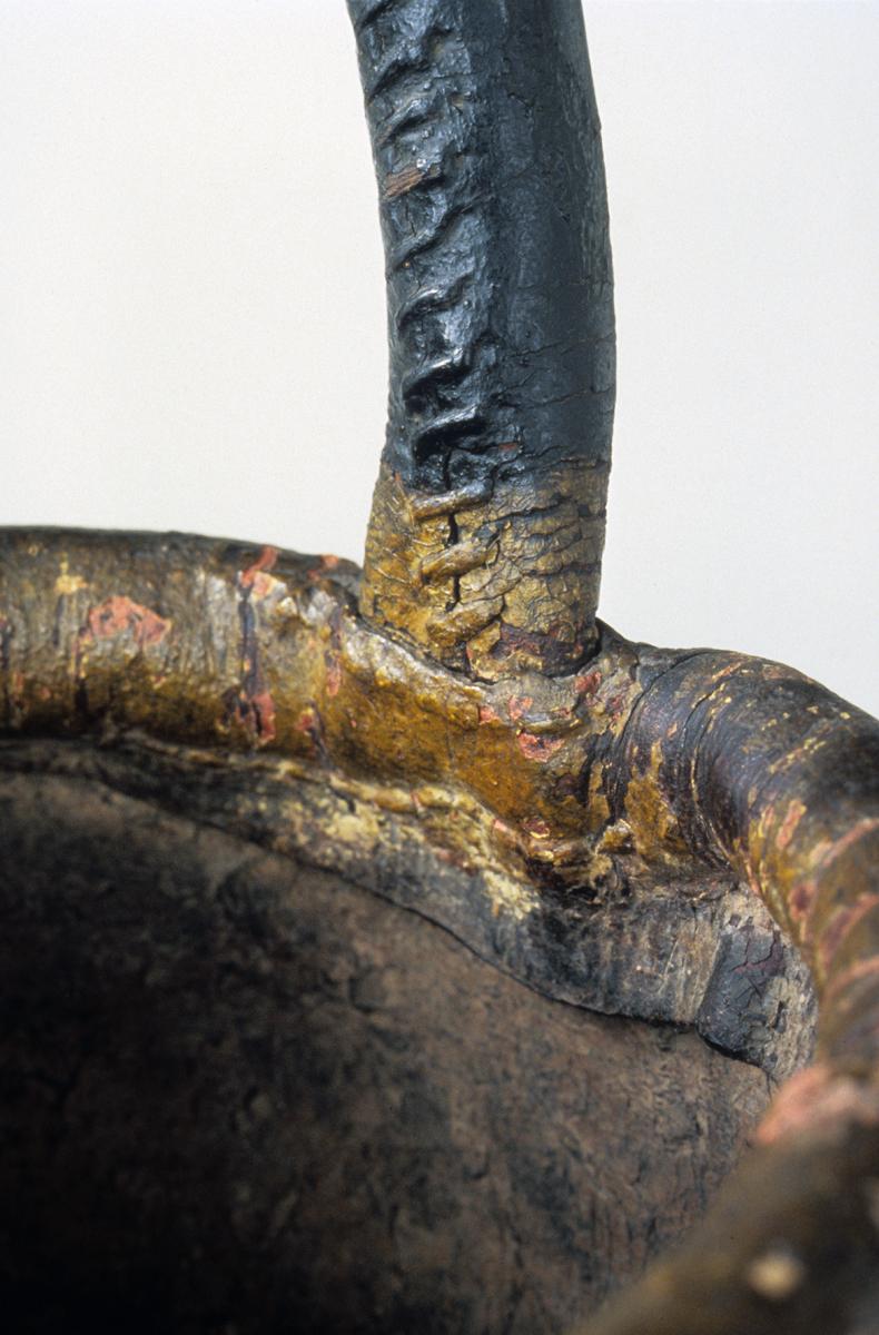 1955.0042 Firebucket, Detail