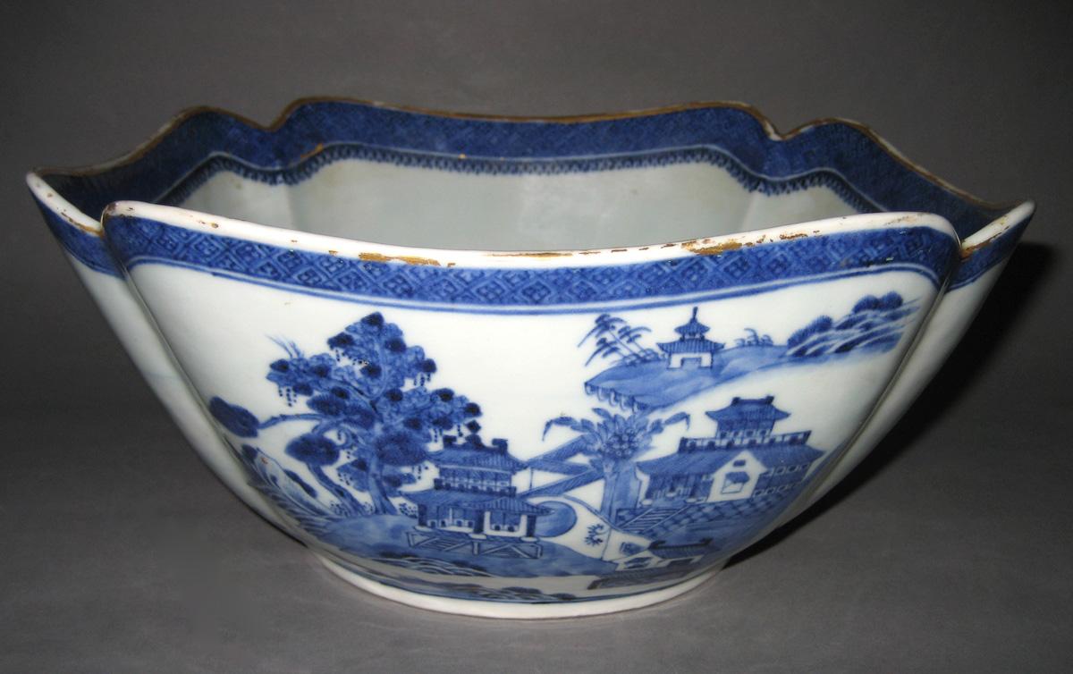 1961.0653.113 Bowl