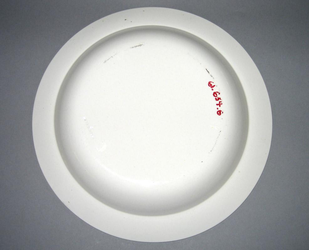 1961.0654.006 Plate or bowl underside