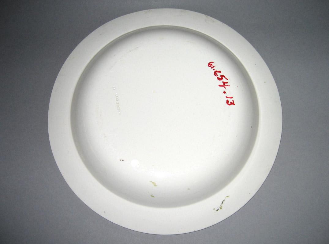1961.0654.0013 Plate or bowl underside