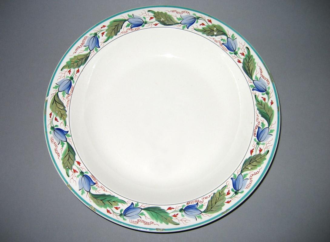 1961.0654.0028 Plate or bowl