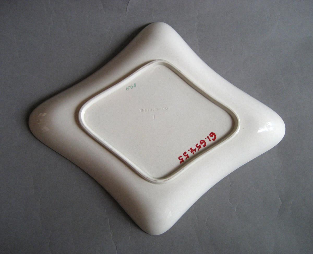 1961.0654.055 Dish, view 2