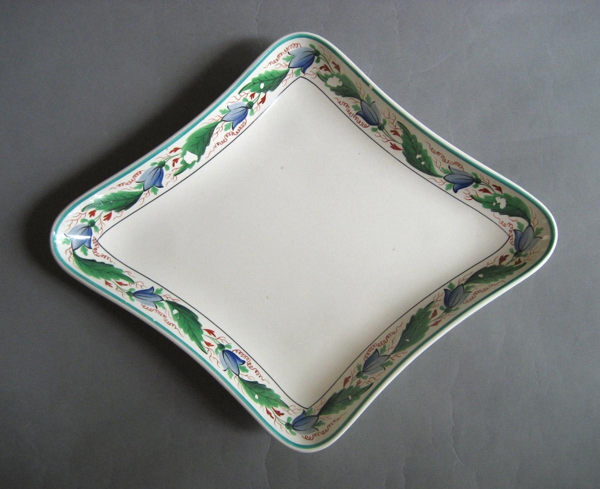 1961.0654.061 Dish