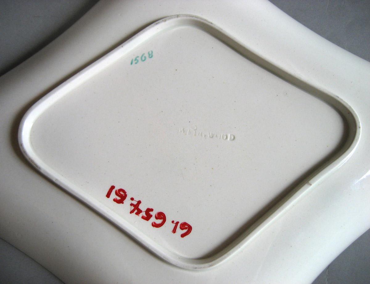 1961.0654.061 Dish, mark