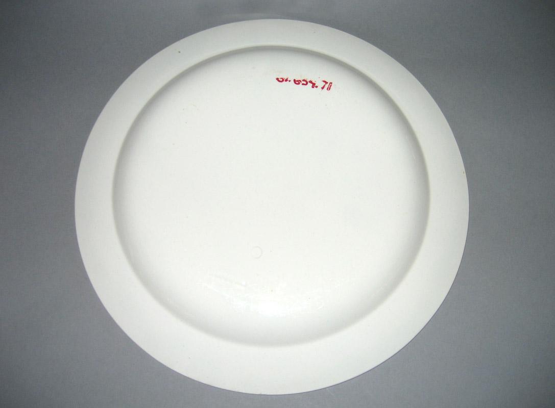 1961.0654.0071 Plate underside