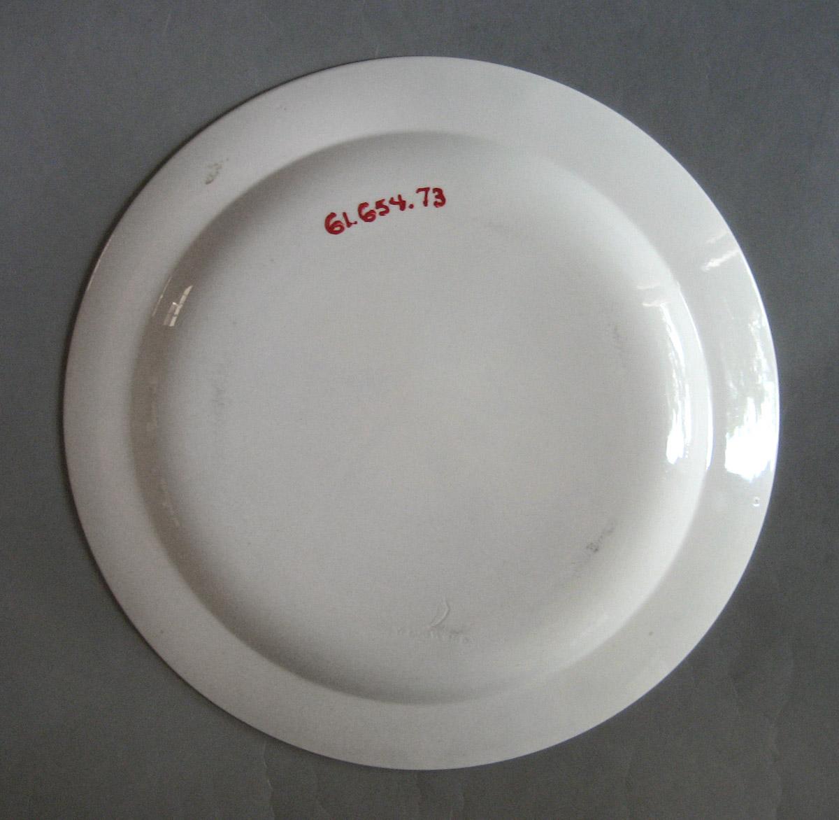 1961.0654.073 Plate, view 2
