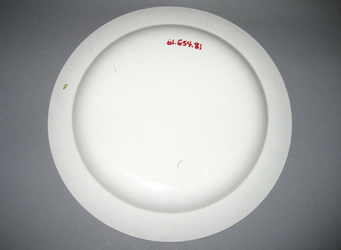 1961.0654.0081 Plate underside