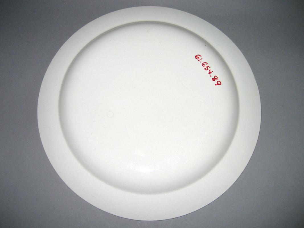 1961.0654.0089 Plate underside