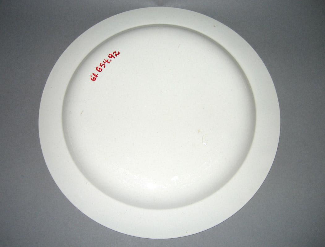 1961.0654.0092 Plate underside