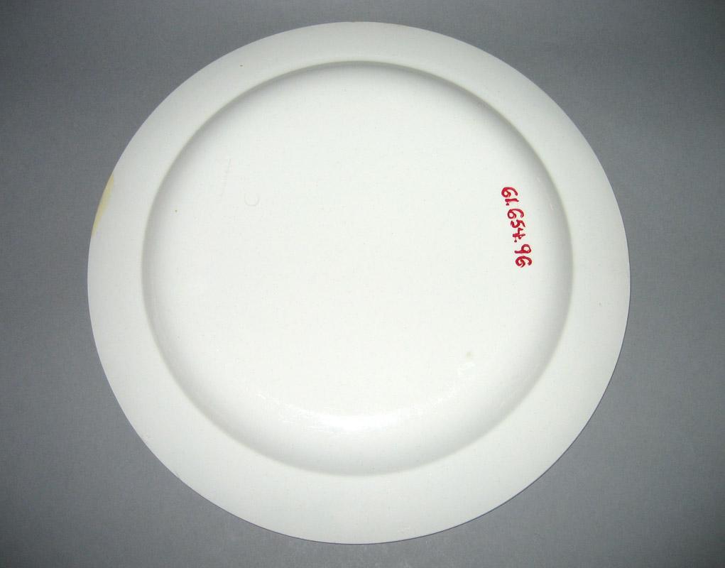 1961.0654.0096 Plate underside