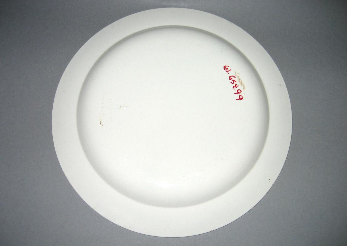 1961.0654.0099 Plate underside