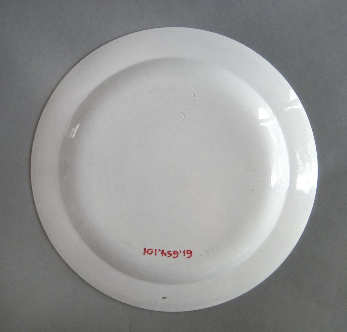 1961.0654.101 Plate, view 2