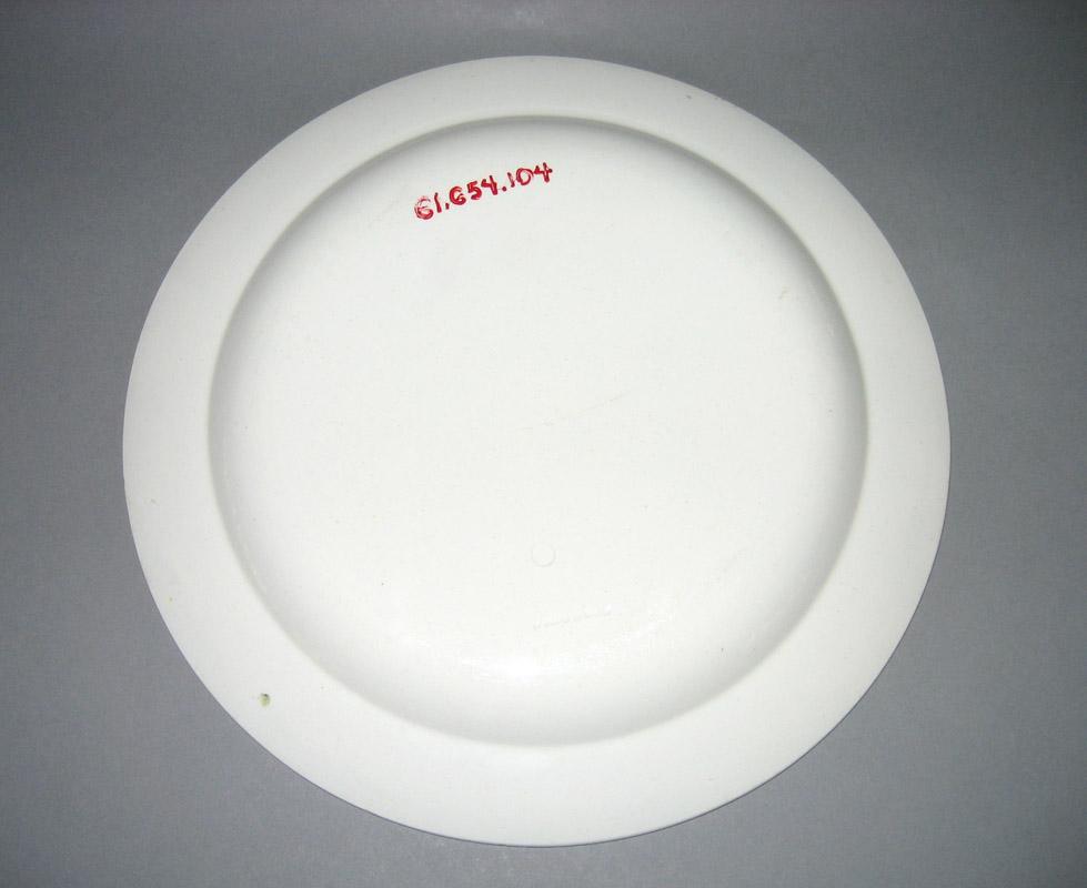 1961.0654.0104 Plate underside
