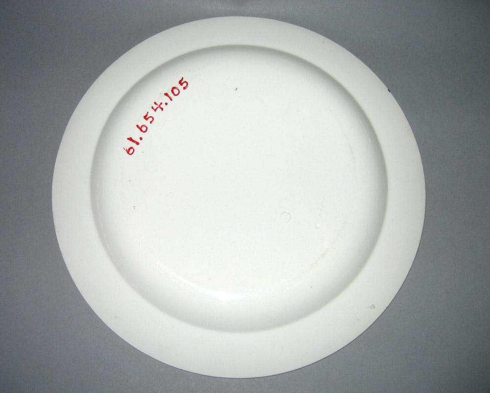 1961.0654.0105 Plate underside