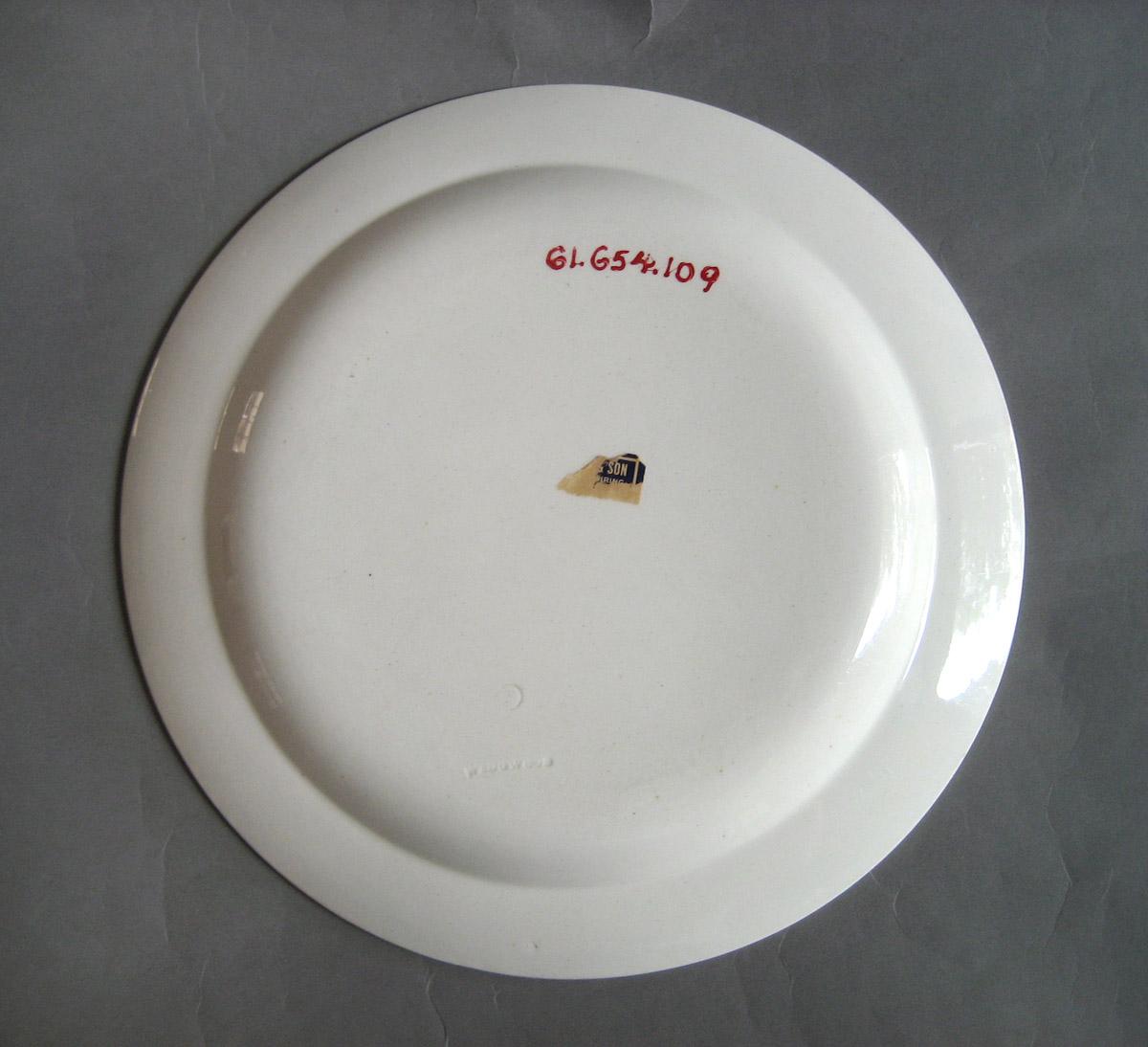1961.0654.109 Plate, view 2