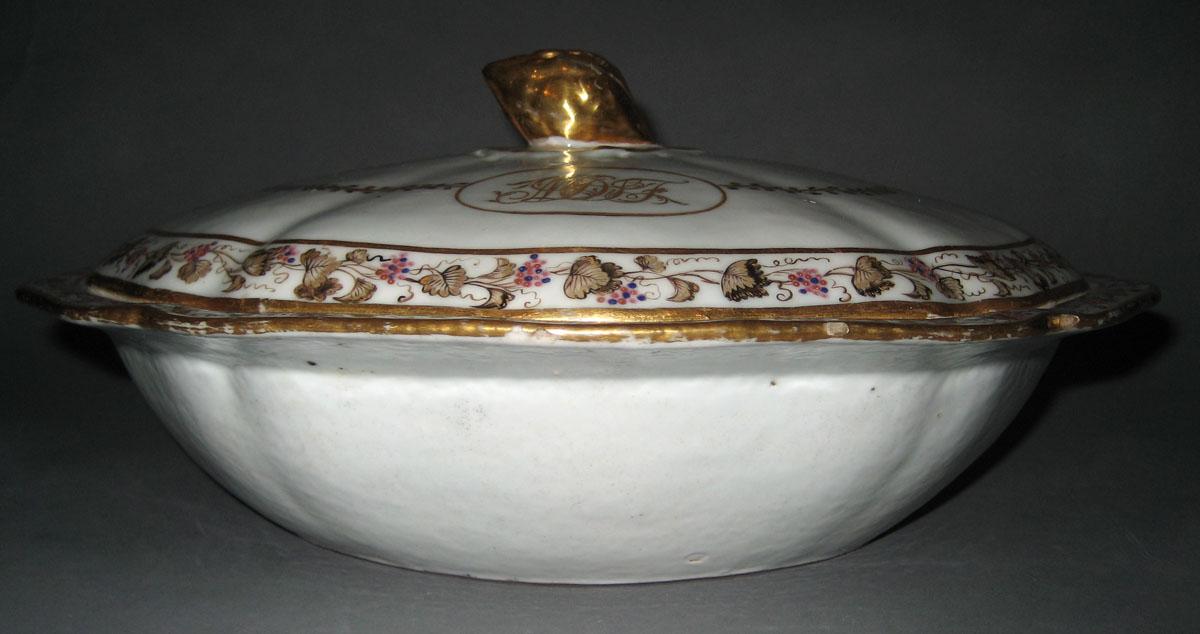 1961.0655.003 A, B Dish